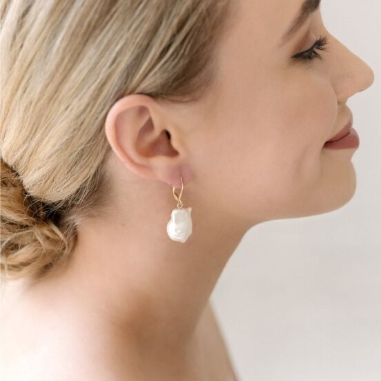 Baroque Lever Earrings