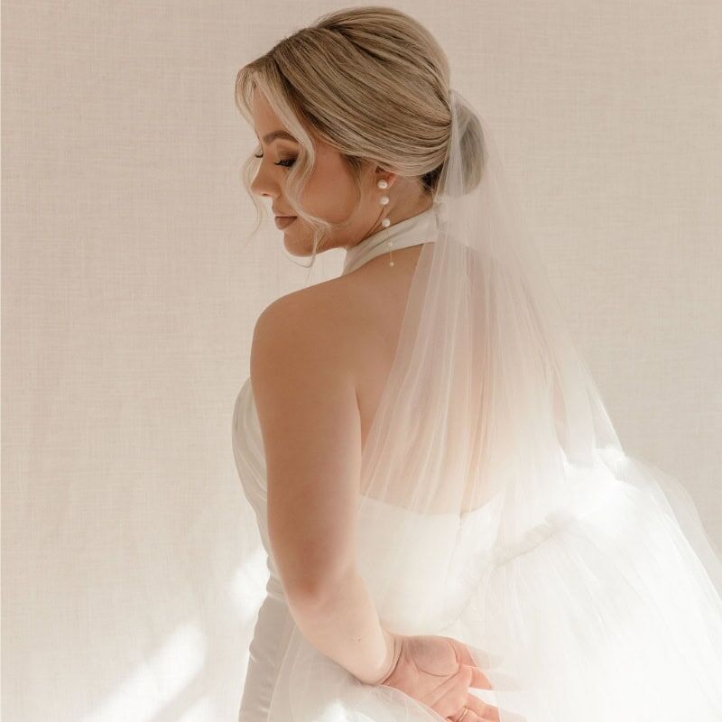 Fading Pearl Drop Earrings - Image 2