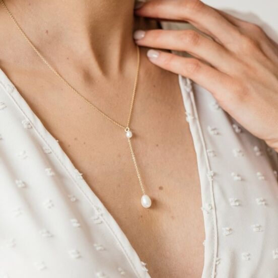 Anchor Drop Necklace