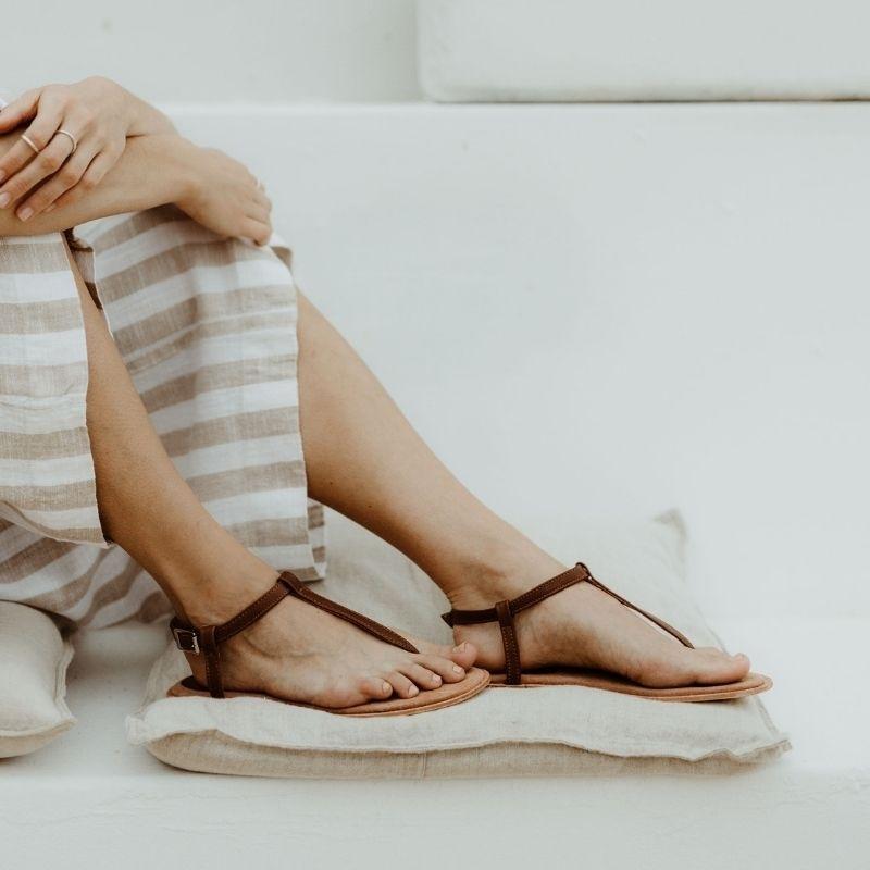 Ladies Toe Post Leather Sandals - Image 3