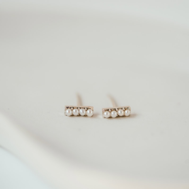 Anchor Pearl Studs - Image 3