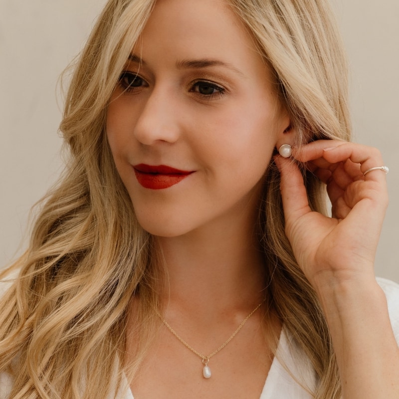 Elegant Pearl Studs - Image 2