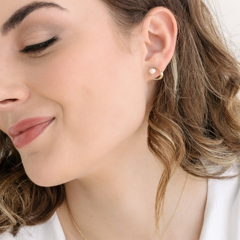 Worthy Pearl Earrings - Image 2