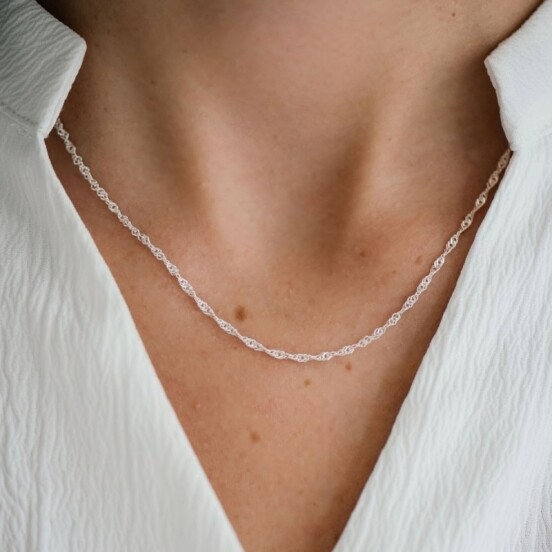 Resilient Necklace