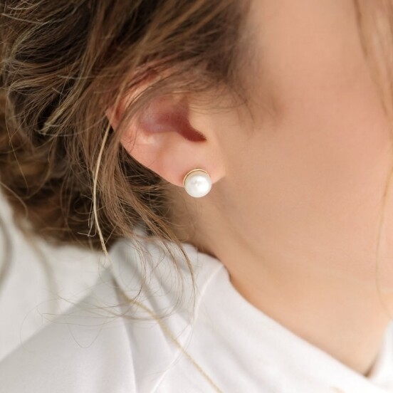 Elegant Pearl Studs