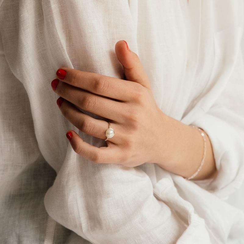 Elegant Pearl Stack Ring - Image 3