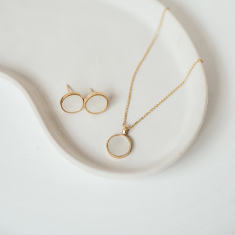 Mother-of-Pearl Circular Studs - Image 5