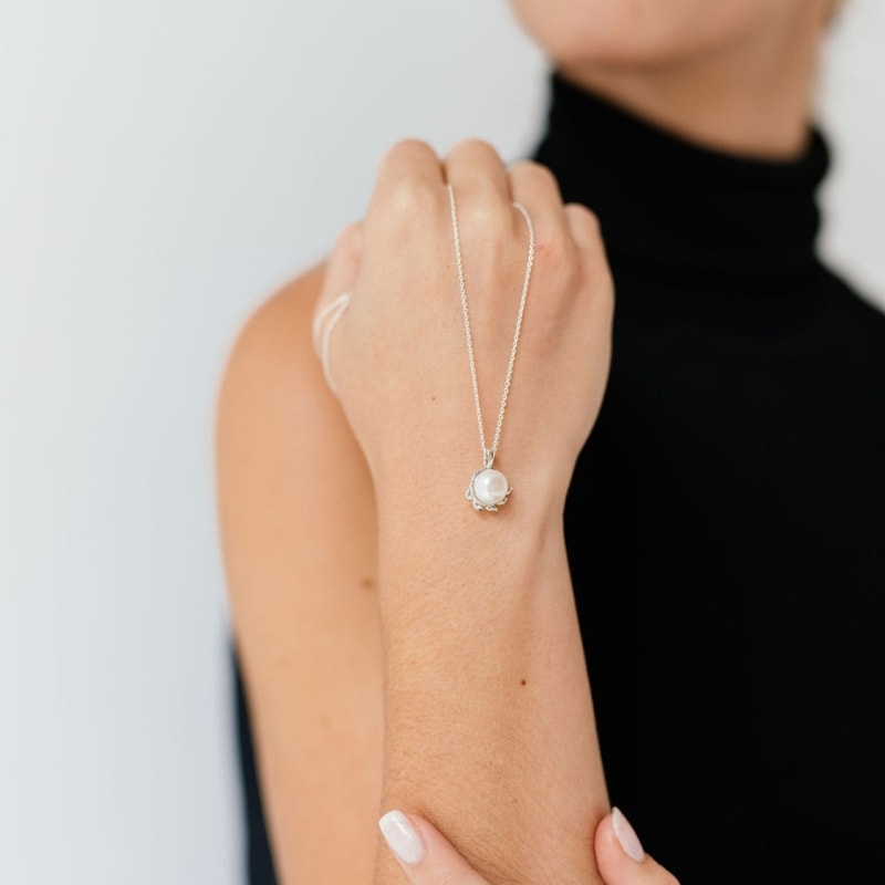 Waiting Season Necklace - Image 6