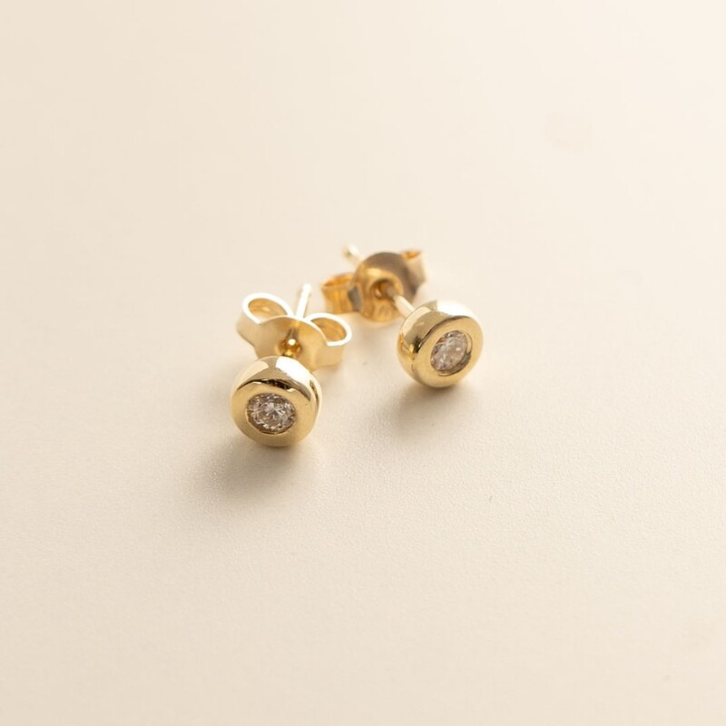 Diamond Stud Earrings - Image 4
